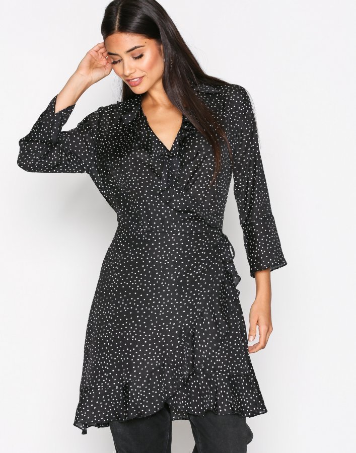 Abe grundlæggende bag Neo Noir Fanny Dot Dress Pitkähihainen Mekko Black - Vaatekauppa24.fi