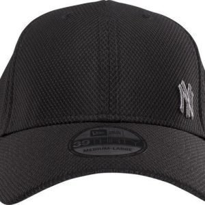 New Era 3930 Diamond Cap Lippis