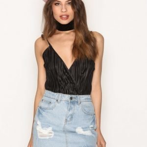 New Look Pleated V Neck Wrap Front Bodysuit Body Black