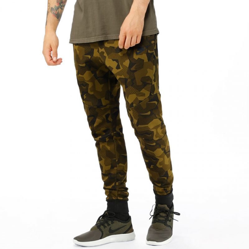 Nike Tech Fleece Camo -housut