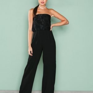 Nly Eve Lace Bandeau Jumpsuit Musta