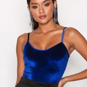 Nly One Cami Velvet Body Cobalt Blue