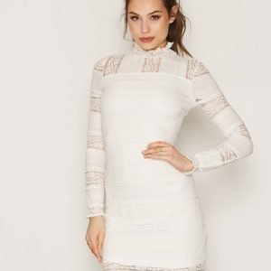 Nly Trend All Over Lace Dress Kotelomekko Valkoinen