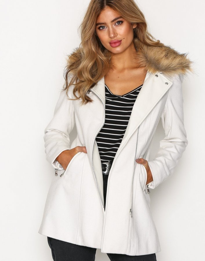 Nly Trend Biker Fur Coat Pitkä Takki Valkoinen - Vaatekauppa24.Fi