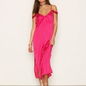 Nly Trend Fashionista Slip Dress Loose Fit Mekko Fuchsia