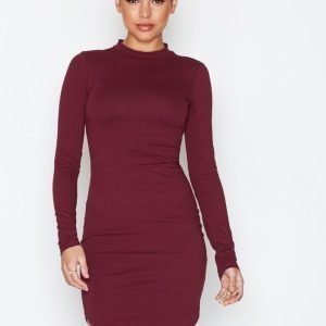 Nly Trend Off Duty Dress Pitkähihainen Mekko Burgundy