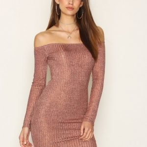 Nly Trend Off Shoulder Luxury Dress Kotelomekko Copper