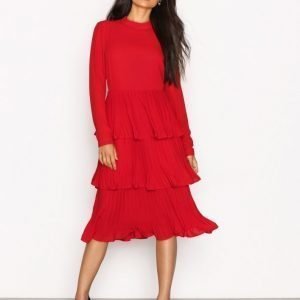 Nly Trend Party Frill Dress Loose Fit Mekko Punainen