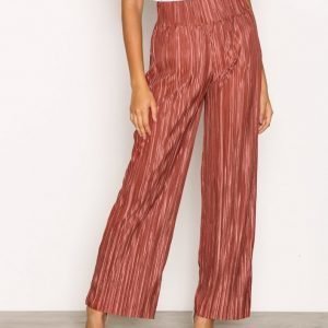 Nly Trend Pleated Wide Pants Housut Mahogany