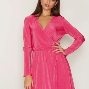 Nly Trend Pretty Pleats Dress Skater Mekko Fuchsia