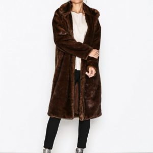 Nly Trend Royal Fur Coat Pitkä Takki Ruskea