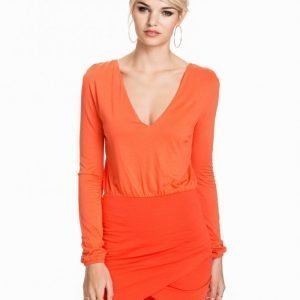 Nly Trend The Top Dress Kotelomekko Mandarin Red