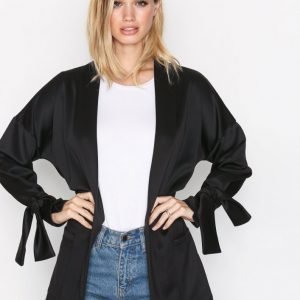 Nly Trend Tie Sleeve Jacket Jakku Musta