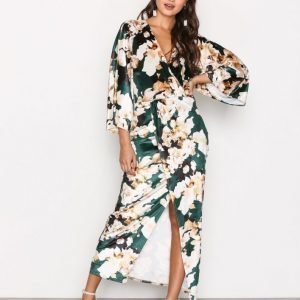 Nly Trend Velvet Kimono Dress Pitkähihainen Mekko Kuviollinen