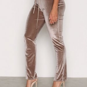 Nly Trend Velvet Lounge Set Pants Housut Desert Sand