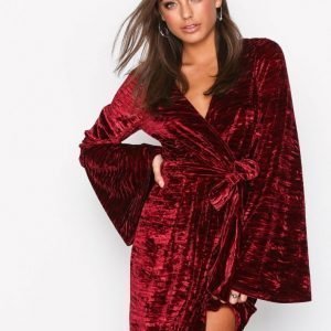 Nly Trend Wide Velvet Wrap Dress Loose Fit Mekko Wine