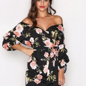 Nly Trend Wrap Shoulder Dress Loose Fit Mekko Kukkainen