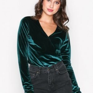 Nly Trend Wrapped Velvet Top Pitkähihainen Paita Vihreä