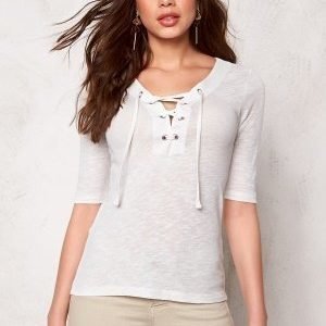 ONLY Freja Lace up 2/4 Top Cloud Dancer