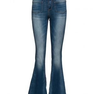ONLY Onlgigi Reg Fp Retr Flar Jeans Rea22469 leveälahkeiset farkut