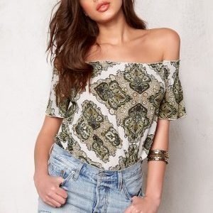 Object Nevada Off-Shoulder Top Dried Herb