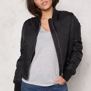 Rut & Circle Kate Quilt Bomber Jacket Black