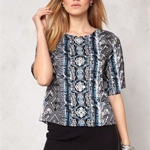 Rut & Circle Sasha Top Black Comb