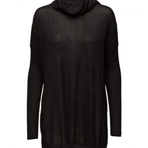 Saint Tropez Oversize Sweater neulemekko