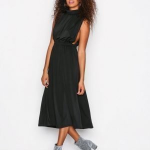 Sisters Point Brazil Dress Juhlamekko Black