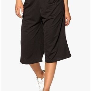 Sisters Point Calo pants Black