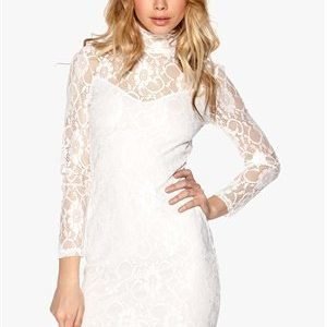 Sisters Point Emmo Dress Creme