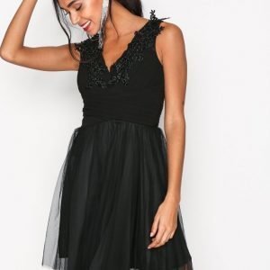 Sisters Point Nine Dress Kotelomekko Black