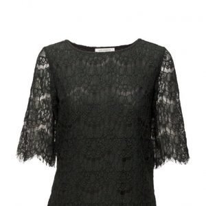 Sofie Schnoor Blouse lyhythihainen pusero