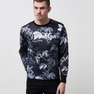 Speechless Brooklyn Printed Sweater