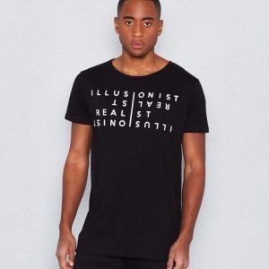 Speechless Illusionist Tee Black