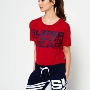 Superdry Lyhyt T-paita Punainen