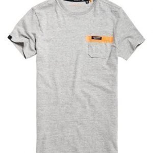 Superdry Taskullinen Surplus Goods Longline T-paita Harmaa