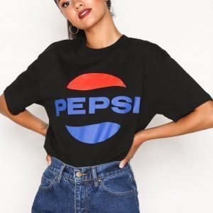 Sweet Sktbs Pepsi Tee T-Paita Black