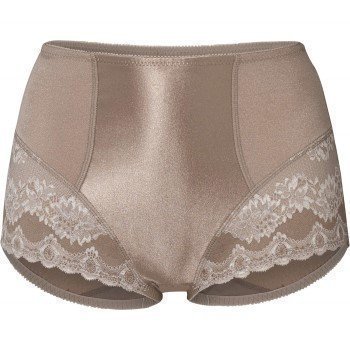 Swegmark Adamo Luxury Shaping Brief