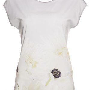 Ted Baker Frema Ss T-Paita