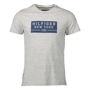 Tommy Hilfiger Hero Paita