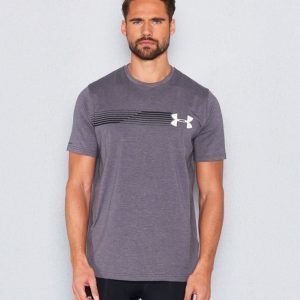 Under Armour Fast UA Left Chest SS Tee 090 Carbon