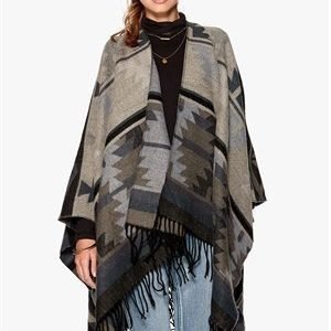 VILA Tana Poncho Black