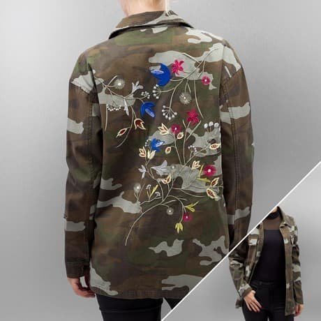 Vero Moda Pusero Camouflage