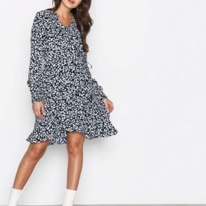 Vero Moda Vmhenna Fifi Smock L / S Short Dress Skater Mekko Tummansininen