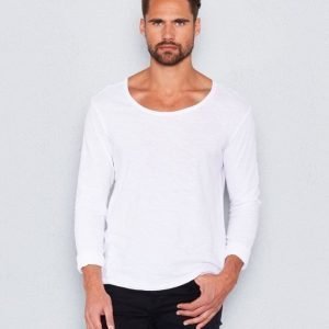 William Baxter William Longsleeve White