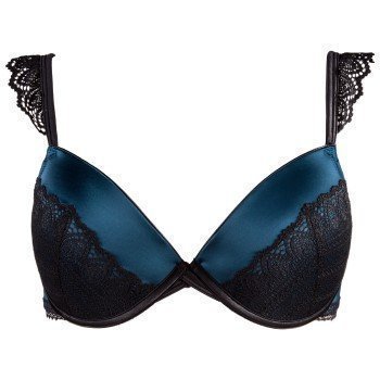 Wonderbra Glam Cleavage Bra