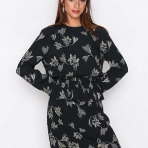 Y.A.S Yaslily 7 / 8 Dress Loose Fit Mekko Musta