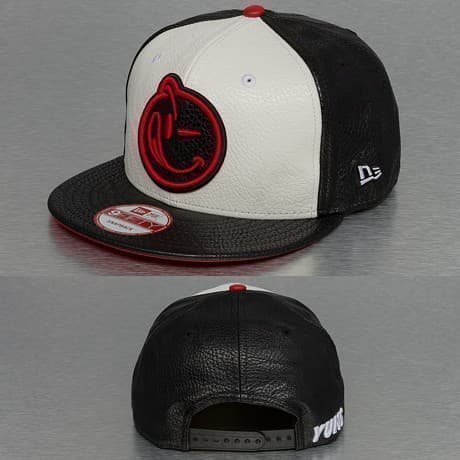 Yums Snapback Lippis Musta