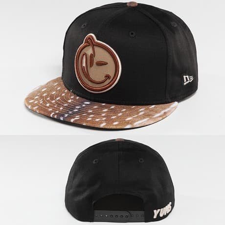 Yums Snapback Lippis Musta